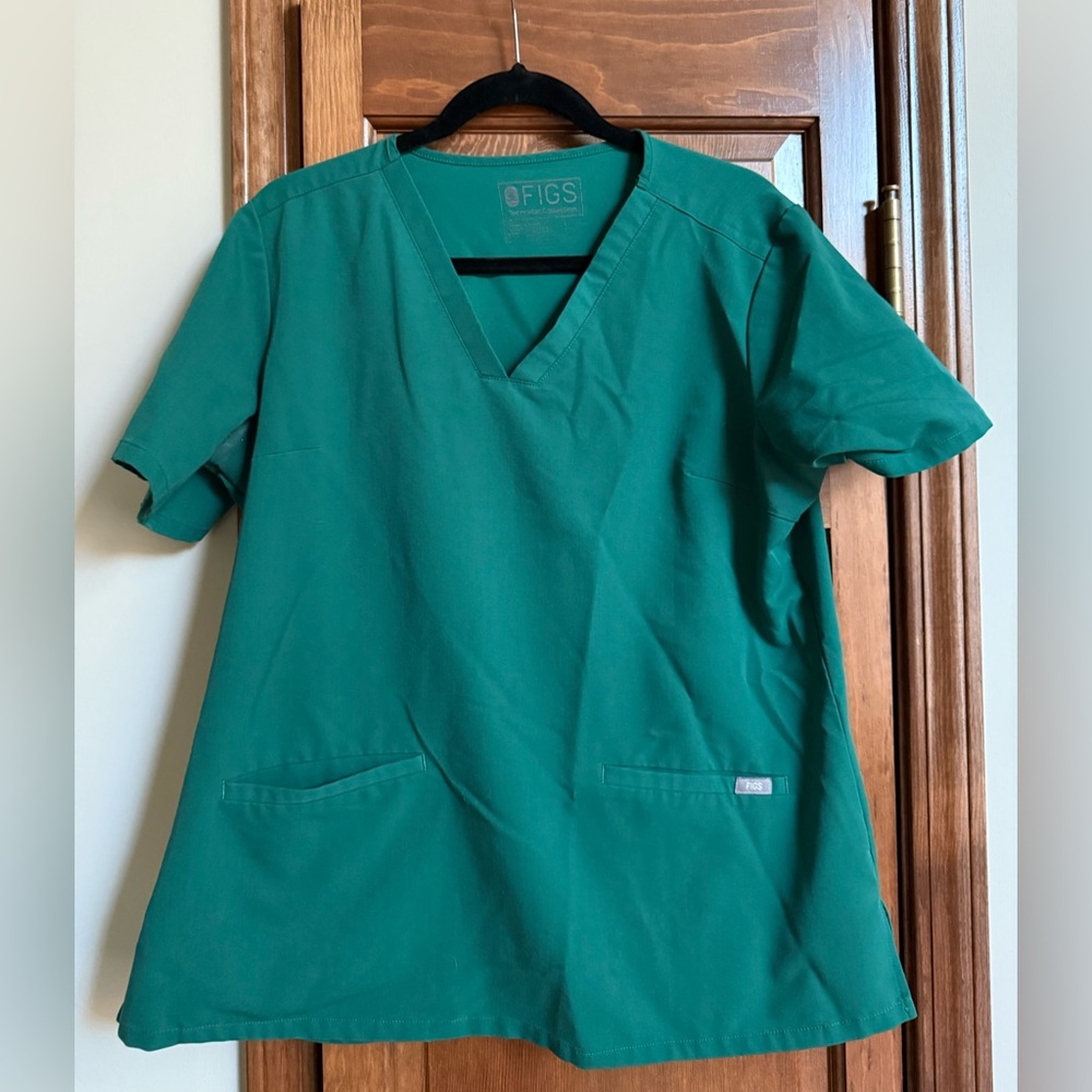 Figs Hunter Green V-Neck Scrub Top